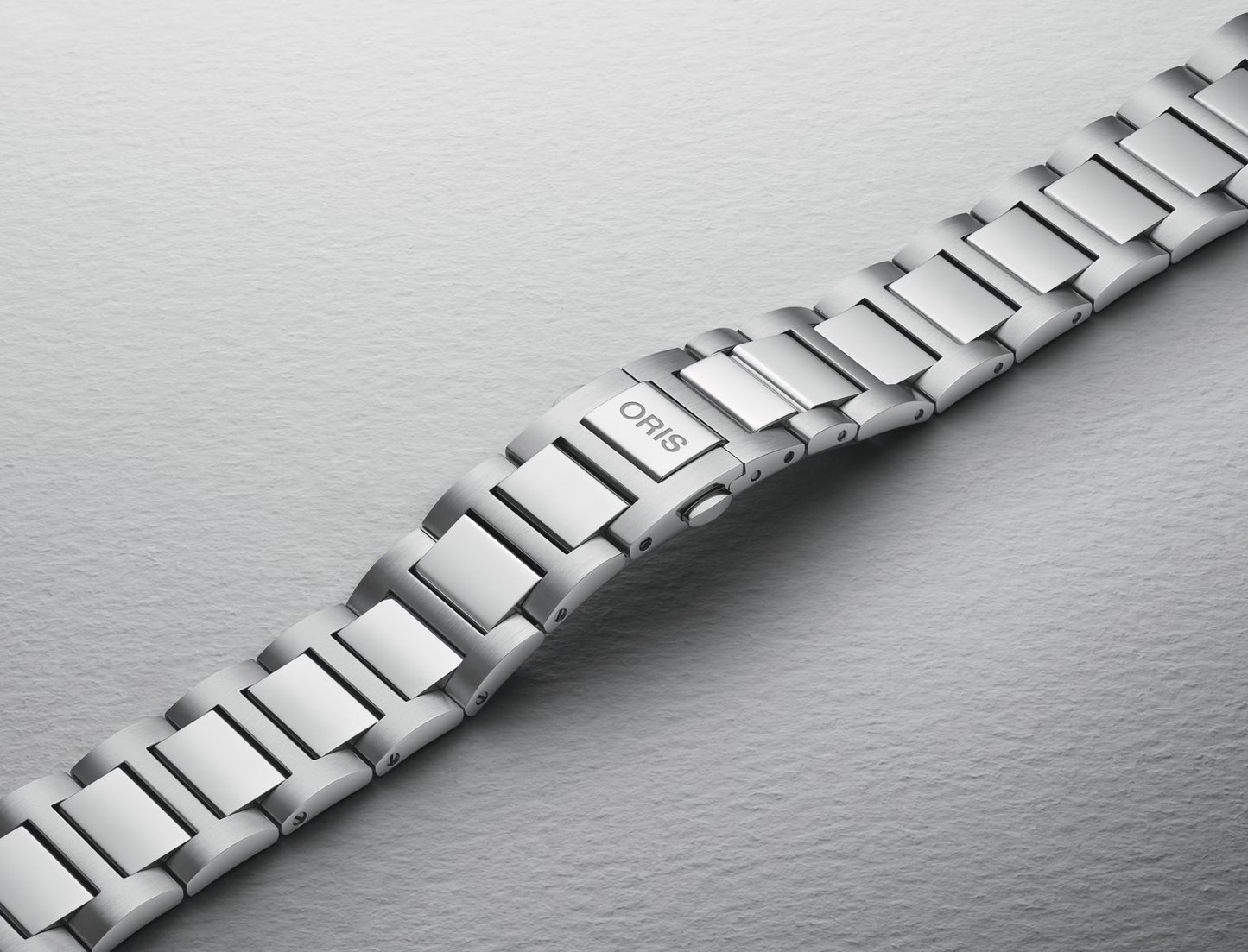 Big Crown Pointer Date