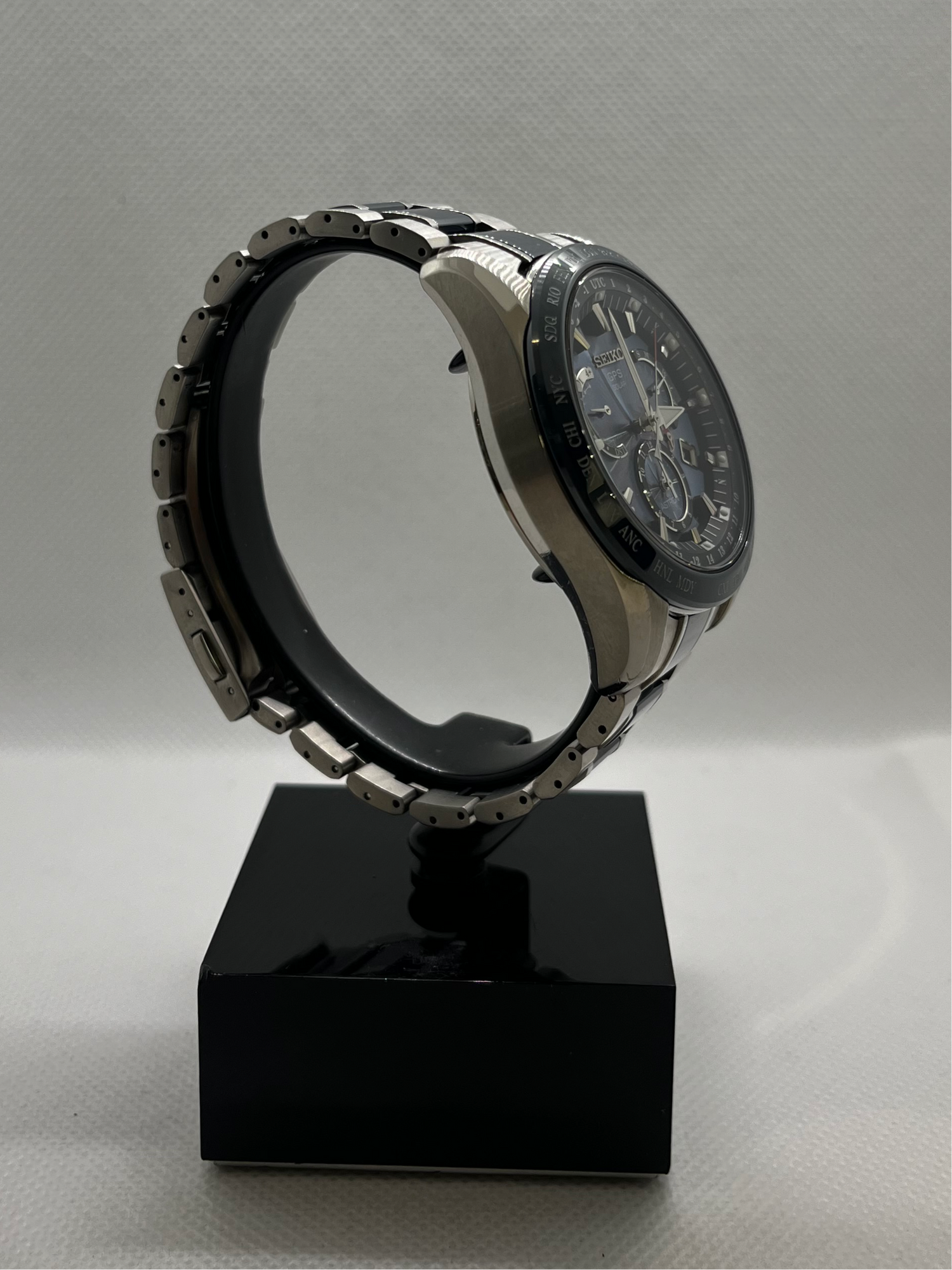 Seiko Astron GPS Solar Dual Time SSE043J1