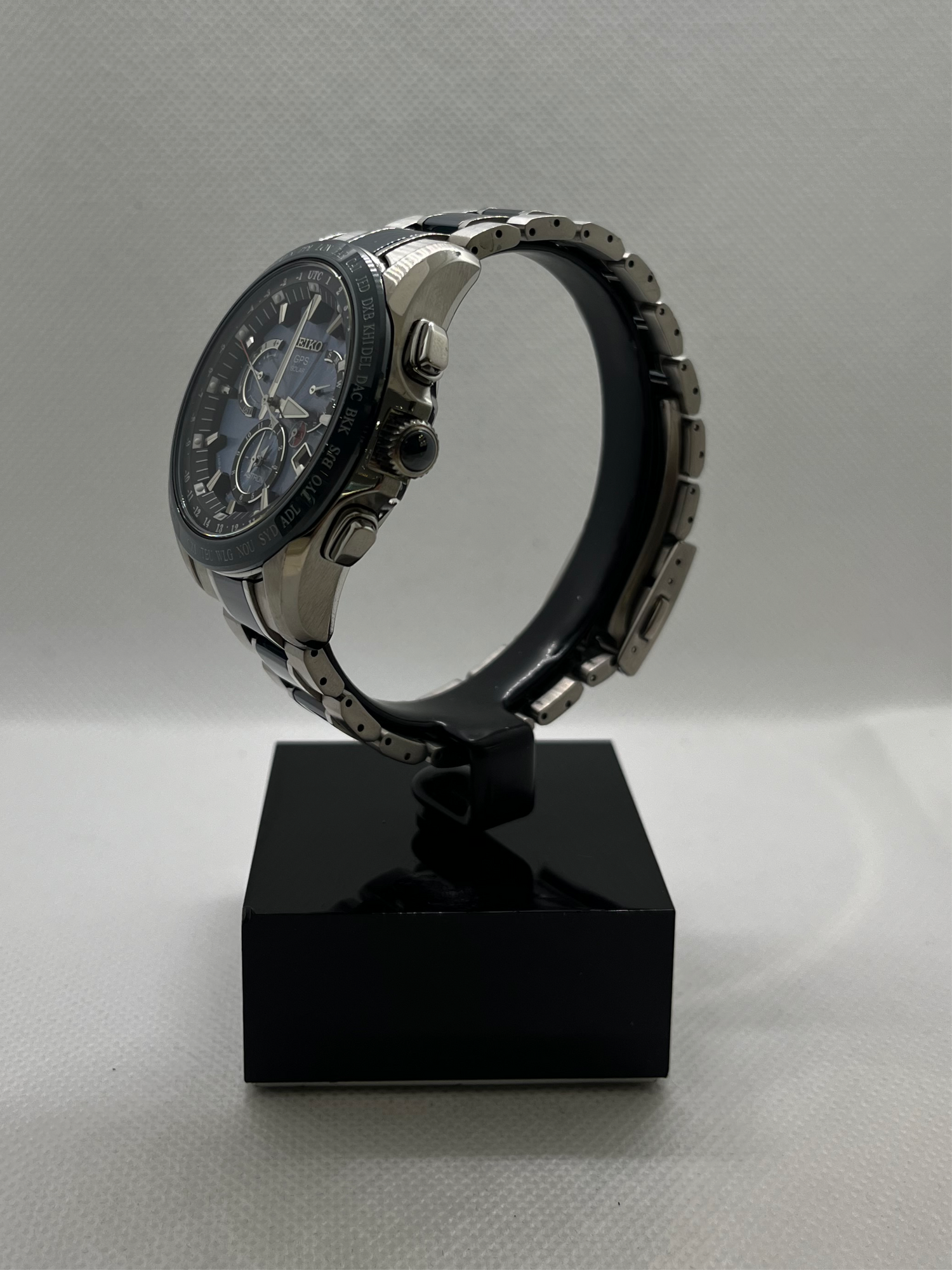 Seiko Astron GPS Solar Dual Time SSE043J1